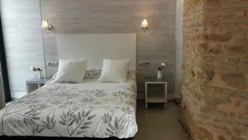 Santiago Apartment | Patio de la Escalera - Agustín Moreno 46