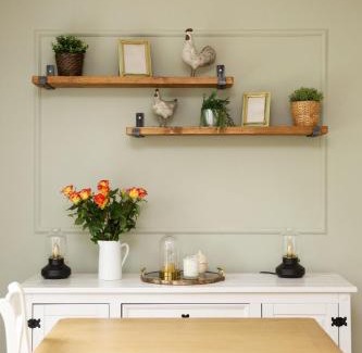 Enniskillen House | Patsy’s Corner Cottage