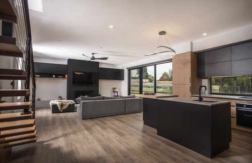Lenswood Villa | Pavilions at Lenswood
