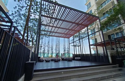 Bunga Paya Pantai Apartment | Pax 6+3 Grand Lux Melaka homestay