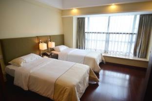 Haizhu Apartment | Pazhou Poya International Hotel Canton Fair Complex Modiesha Metro Exit B Branch - Free Shuttle Bus to Canton Fair Complex During Canton Fair Period