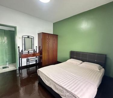 Baharu Hotel | Pd Marina Resort