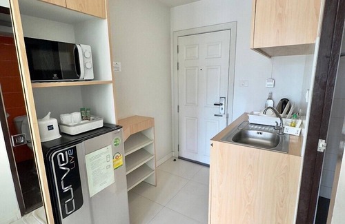 Chom Phon Apartment | Peaberry Place