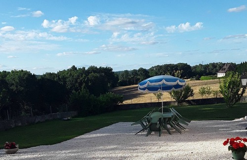 La Douze House | Peace and relaxation in the heart of white Périgord