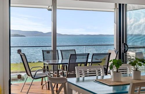 Tanilba Bay House | Peace In Paradise near Nelson Bay- waterviews, spa, adventures