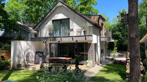 Tata Apartment | Peace of mind cottage