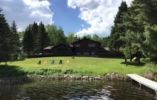 Cable House | Peace Of Mind On Namakagon Condo