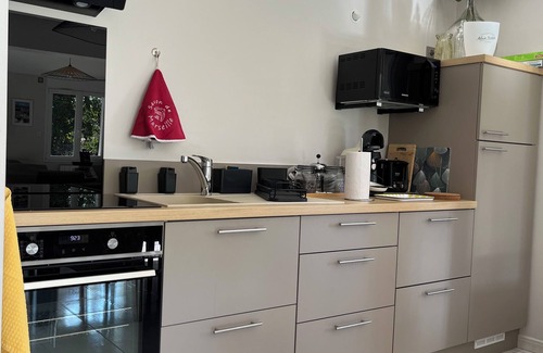 Cumieres Apartment | Peaceful accommodation in a private garden for 2-4 people, with private enclosed parking.