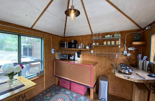 Nelson Cabin | Peaceful and Relaxing Cabin with Breathtaking Views!