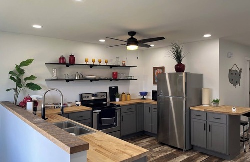Marshfield Condo | Peaceful and updated guesthouse located in the central Wisconsin countryside