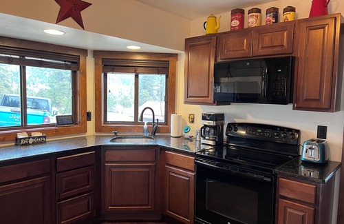 Estes Park Cabin | Peaceful Cabin, Completely Remodeled, Spectacular Views, Excellent Location