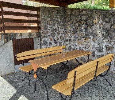 Metlika House | Peaceful, cosy cottage near Kolpa river