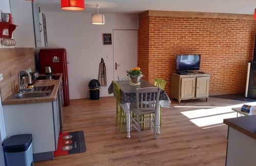 Neuville-lez-Beaulieu Apartment | Peaceful gîte in the Ardennes countryside