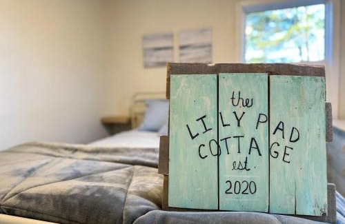Chester House | Peaceful Lily Pad Cottage In Hubbards