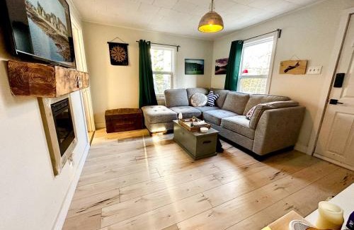 Chester House | Peaceful Lily Pad Cottage In Hubbards