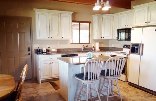 Pine Valley Cabin | Peaceful Mountain Getaway