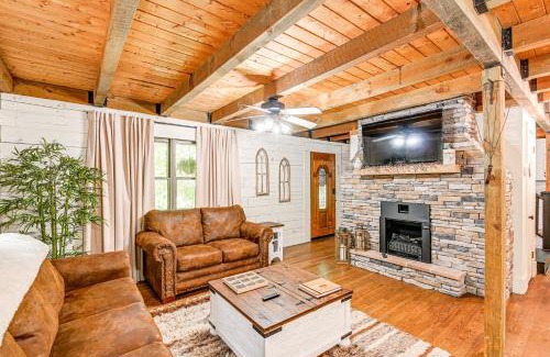 Mount Juliet House | Peaceful Mt Juliet Cabin with Hot Tub and Fire Pit