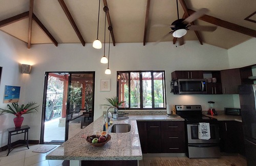 Dominicalito Villa | Peaceful Ocean View Villa - ocean and jungle views. walk to beach and waterfall
