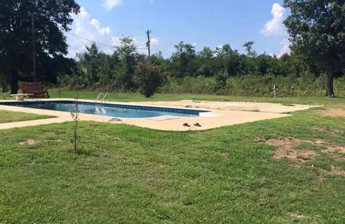 Gillham House | Peaceful, Private, and Country