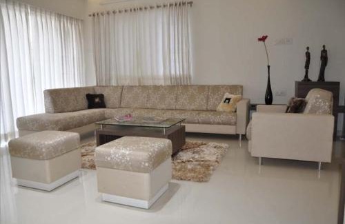 Vadodara Apartment | Peaceful Retreat 3BHK For six person