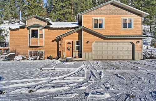 Superior House | Peaceful Superior Home with Fire Pit and Mtn View