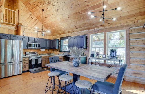 Whitley City Cabin | Peaceful Whitley City Cabin on 10 Wooded Acres!