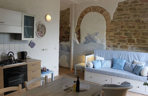 Monterosso Apartment | Peacefulness, nature, tranquillity at Cottage ‘L`Aria’ Le Marche, Italy