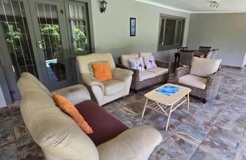 Umtentweni House | Peaceville