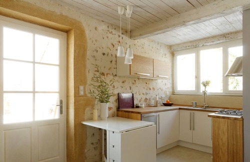 Saint-Julien-de-Jonzy Cottage | Peas & Love - Charming country house