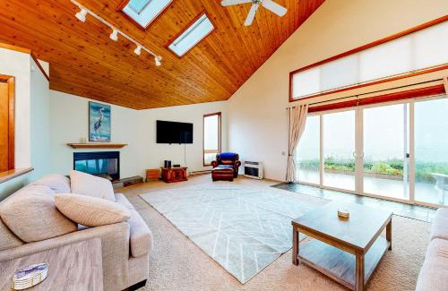 Crescent City House | Pebble Beach Bliss