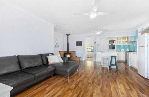 Beachmere House | Pebble Cottage
