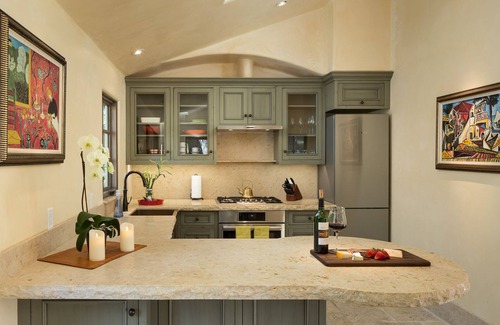 Pebble Beach Cottage | Pebble Cottage: New, Elegant And Steps Away From The Lodge And Stevenson School