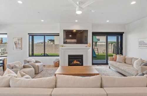 Hurricane House | Pecan Valley Oasis - Lux Pool, Sauna and Theater