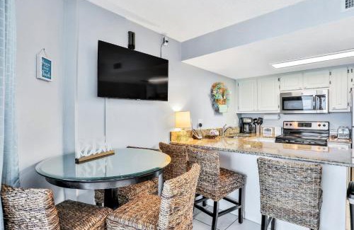 Daytona Beach Shores Apartment | Peer at the Pier