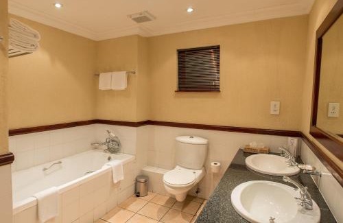 Gaborone Hotel | Peermont Mondior Hotel