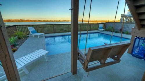 Cinnamon Shore House | Pelicans Porch by AvantStay Private Pool Views