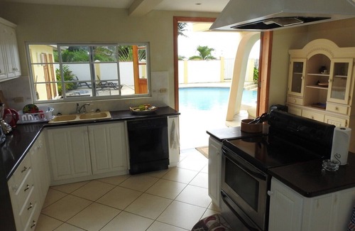 Black Rock Villa | "Pellicano" Tobago: your Personal Seaside Palace in the Caribbean