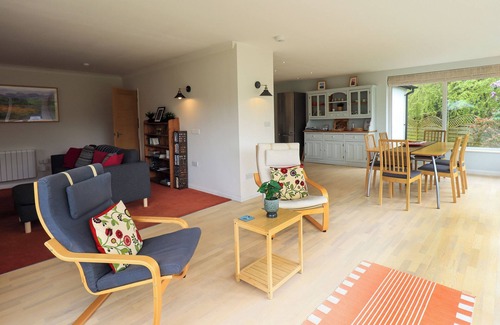 Cartmel House | PEMBROKE, family friendly, with open fire in Cartmel