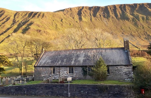 Tal-y-llyn Hotel | Pen Y Bont Hotel