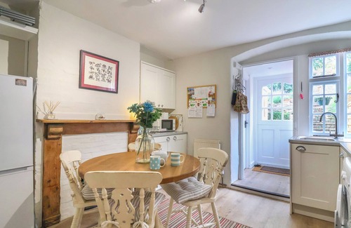Sherborne Cottage | PENDENNIS, family friendly, with a garden in Sherborne