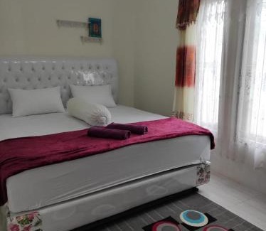 Bukittinggi House | Penginapan Rezki Syariah