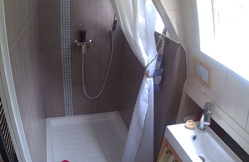 Wolfersdorf Boat Rental | Péniche Nidd, charming bed and breakfast on the Rhone-Rhine Canal