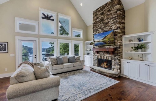 West Union House | Peninsula Rd - Sunset View Over Lake Keowee