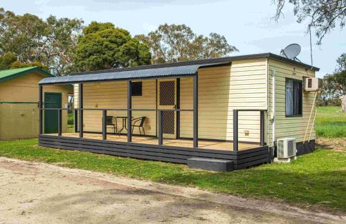 Penola Apartment | Penola Coonawarra Caravan Park