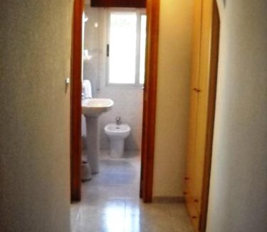 Confrides House | Pensión El Pirineo