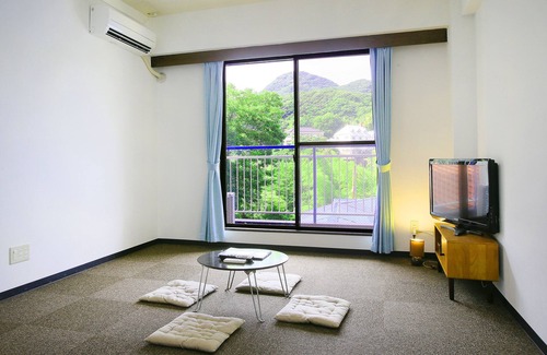 Shirahama House | Pension Bigfisher Club