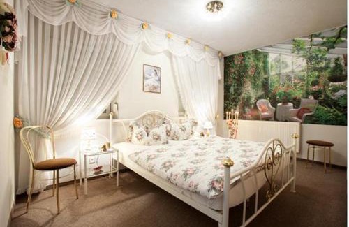 Oschatz House | Pension "City"