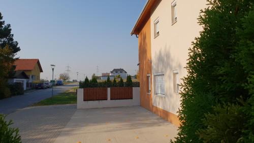 Parndorf House | Pension Diana-Parndorf