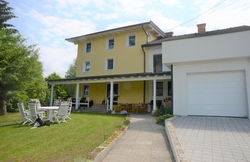 Sankt Kanzian am Klopeiner See House | Pension Eule
