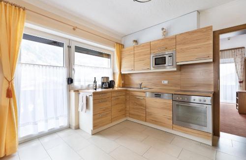 Finkenberg House | Pension Glockenstuhl